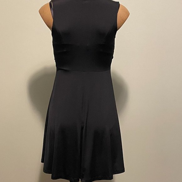 Venus - mini black dress - size medium - Picture 4 of 11